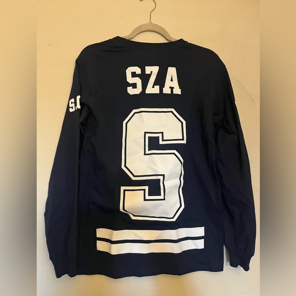 SZA Concert Merch. Unisex . Size Small